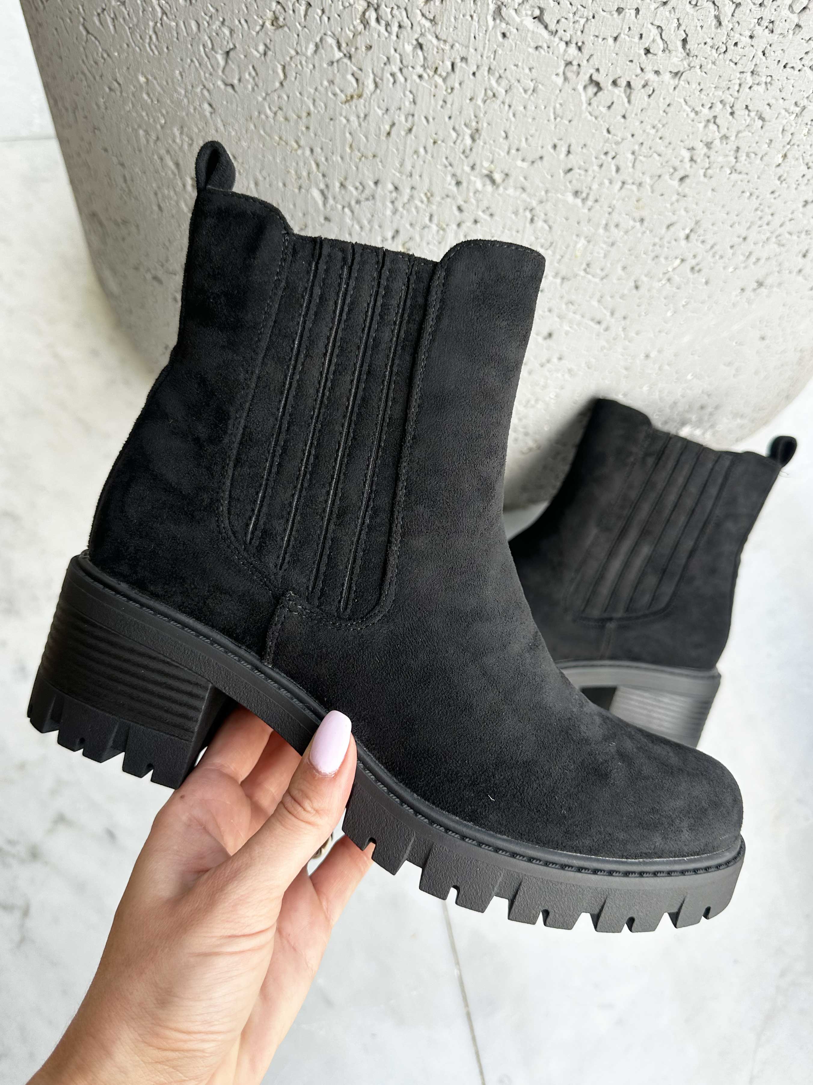 Cuba - Støvler i ruskindslook med bred hæl